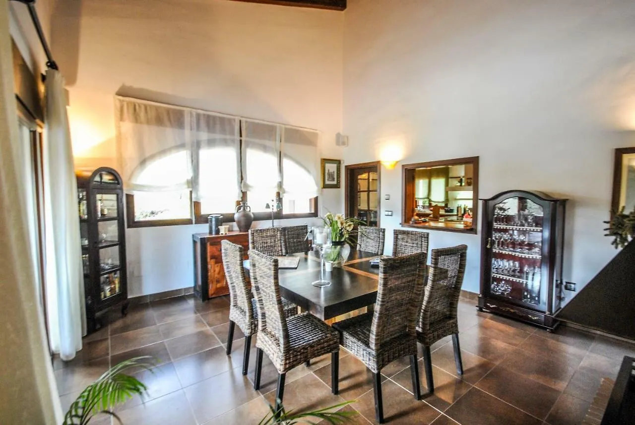 Villa Mirador del Torcal Antequera 0*,  España